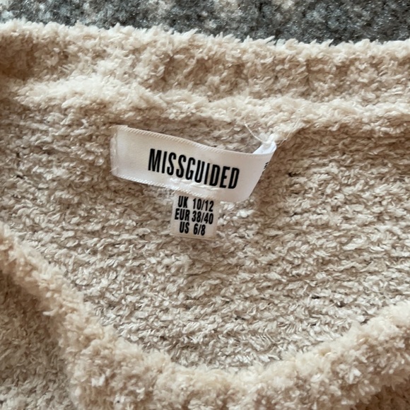 Missguided Two Piece Lounge Set - Picture 2 of 3